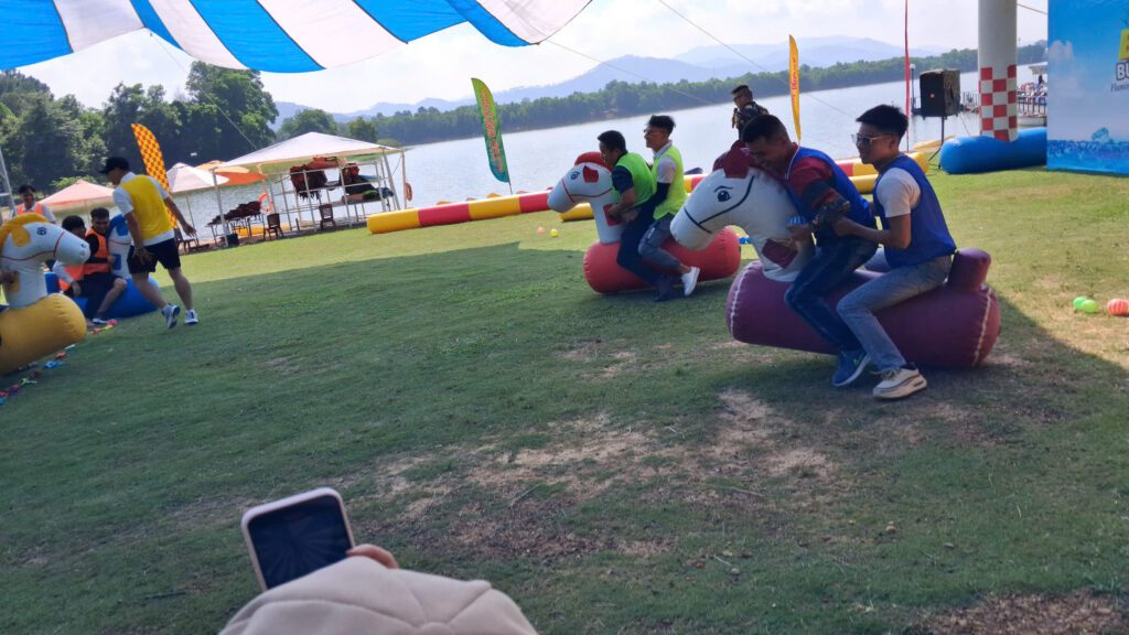 z6995636184419_382e69187cfec2765394970209e2139a