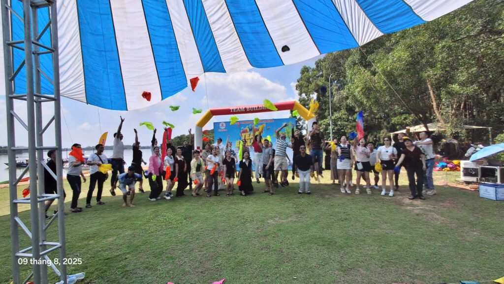 z6995636515801_52c7a1eeebd639a2dd4e122b50688d73