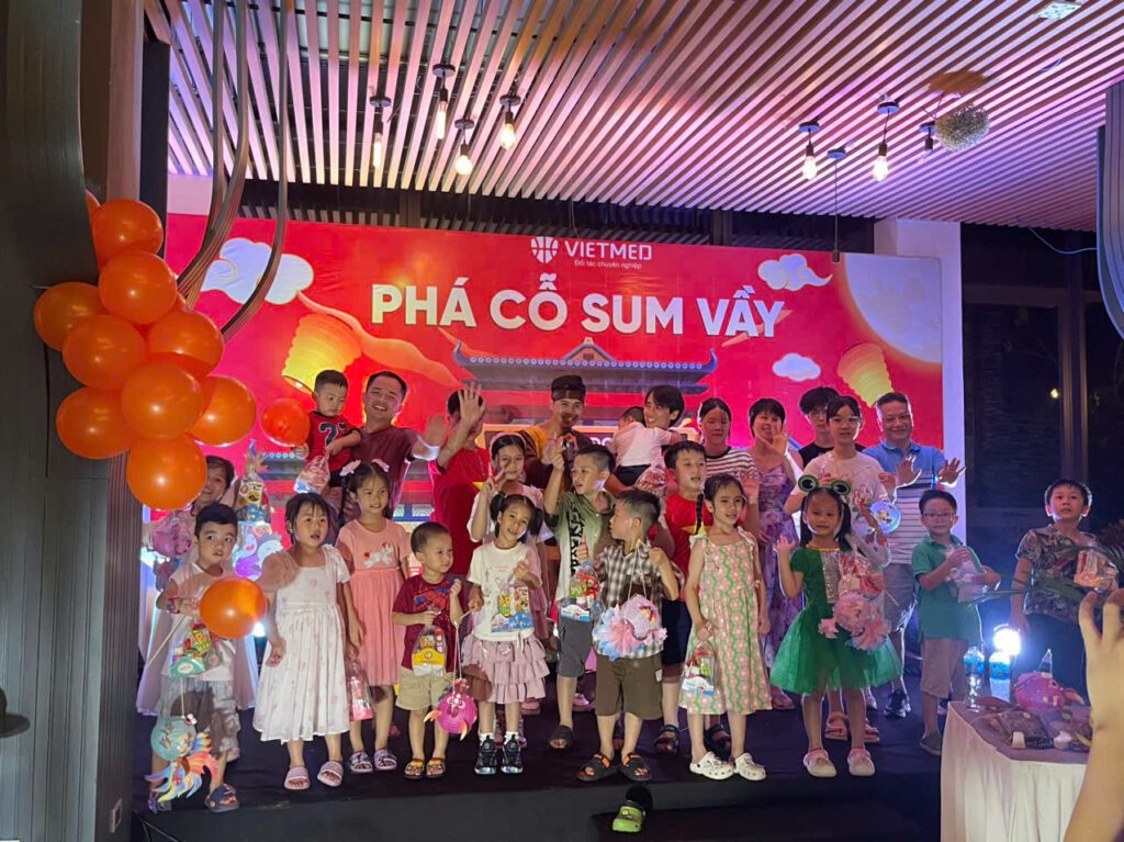 z7037080852327_f3a33490441bda5214f80a8ebef64ca3